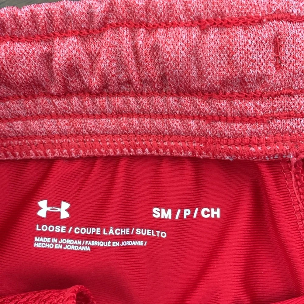 Under Armour Blue Tee & Red Athletic Shorts Set